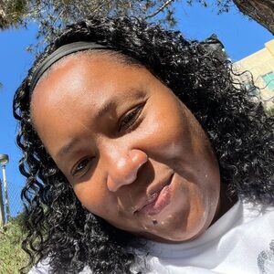 Meet your Posher, Tanya